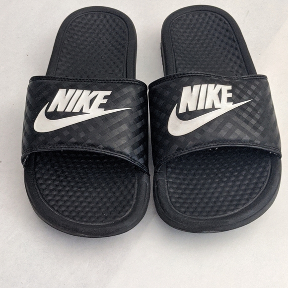 nike slides rubber